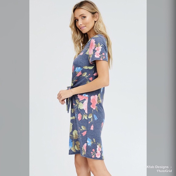 🥰LAST 1! Navy Floral French Terry Shift Dress! - Picture 3 of 3